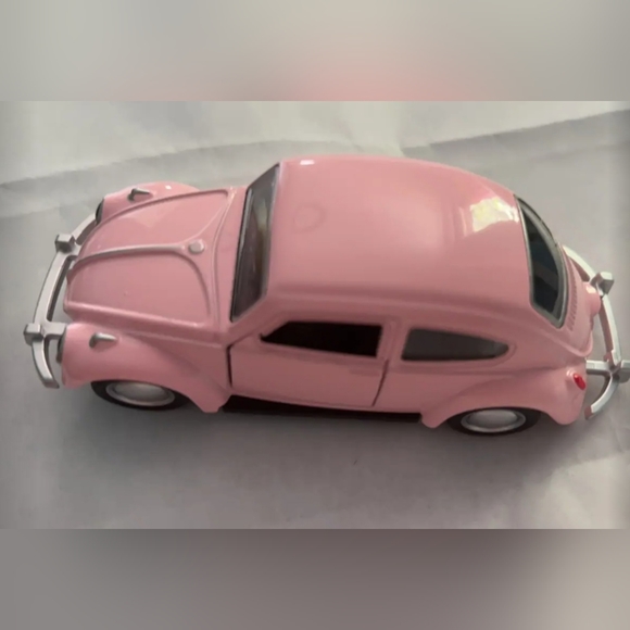 COPY - New VW Volkswagen die cast model car.  See all pics for … - Picture 2 of 16